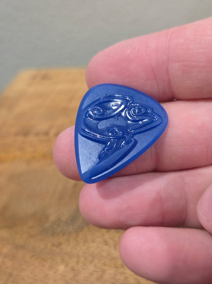 Eve Blue Plectrum (Maya & YInMn)| Handmade Guitar Picks