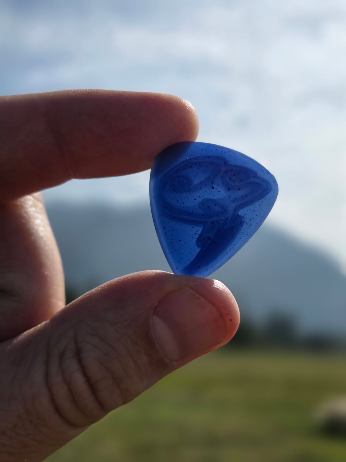 Eve Blue Plectrum (Maya & YInMn)| Handmade Guitar Picks